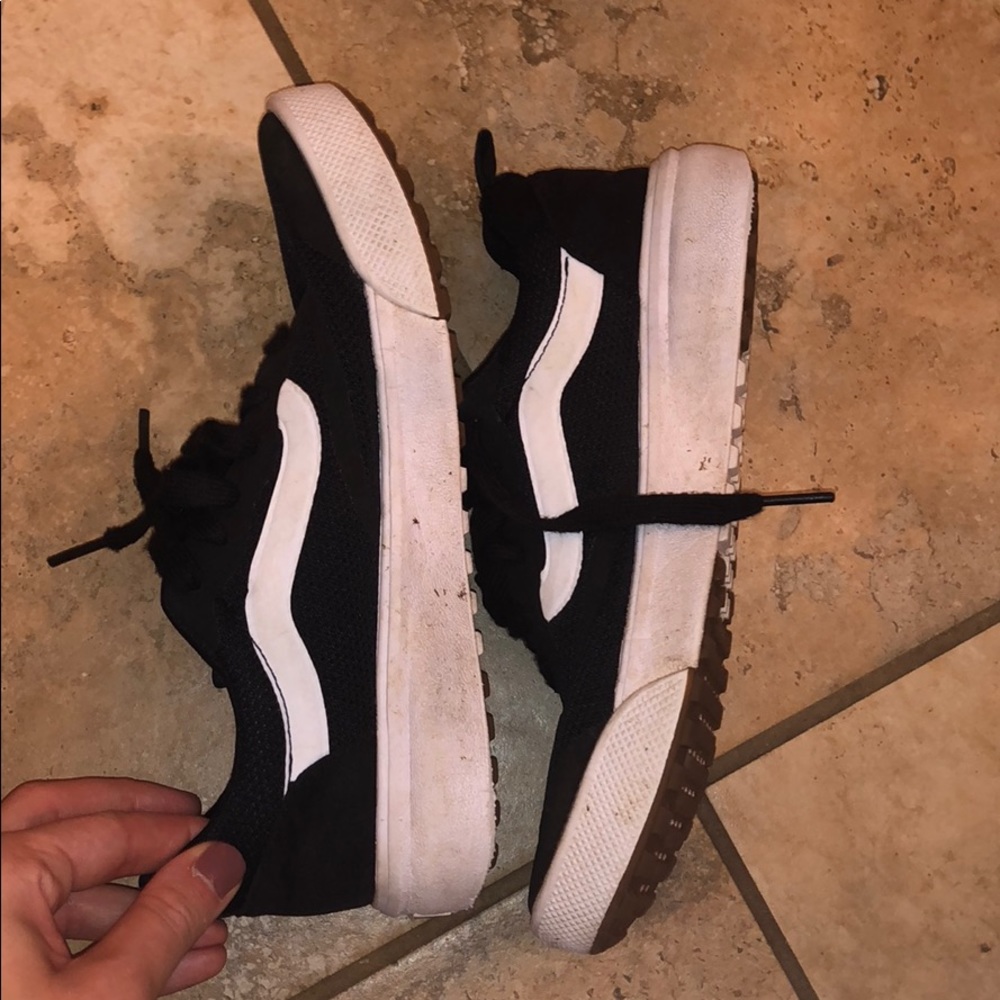 VANS UltraRange